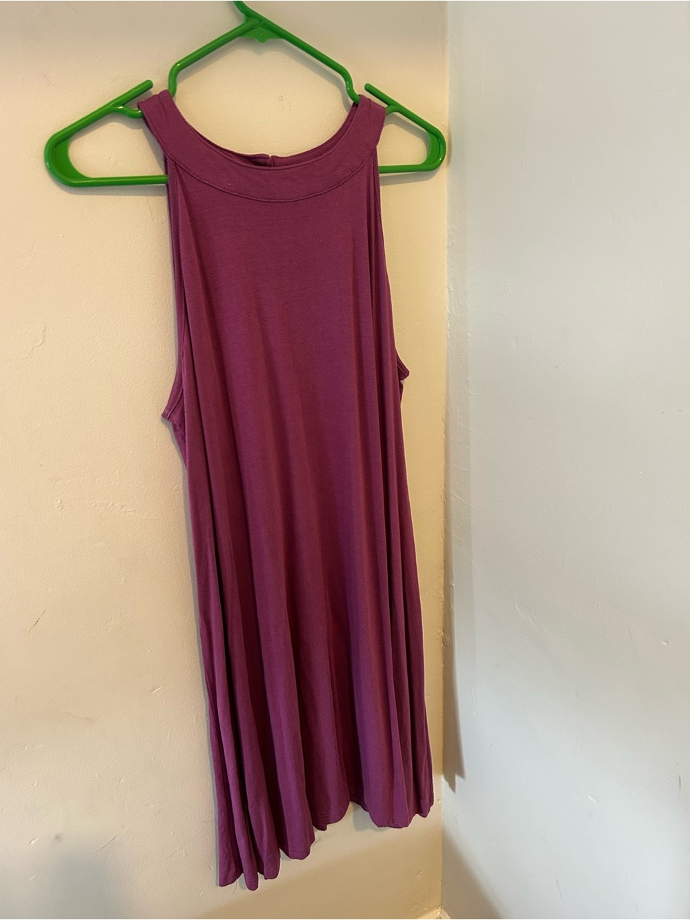 Women's Sleeveless Midi Dress in Plum